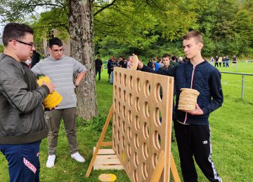 Une belle demi-journée de cohésion sur le stade des Prés de Vaux