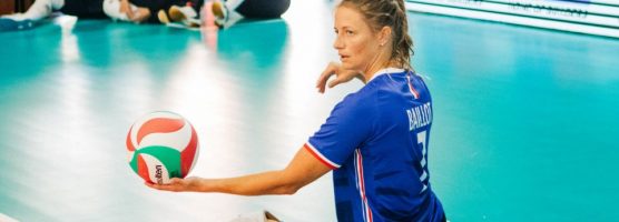 Les 5E accueillent Séverine Baillot athlète de l’équipe de France Volley assis